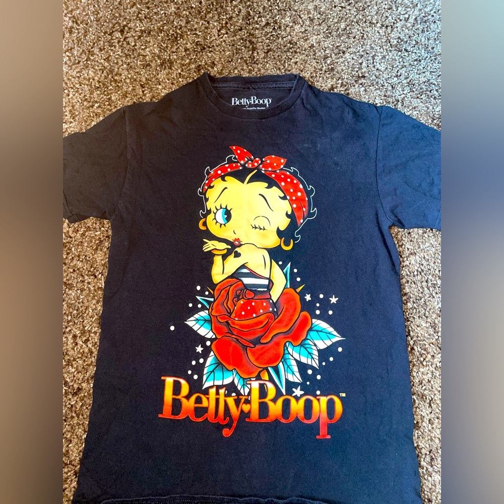 Betty Boop Graphic T-Shirt